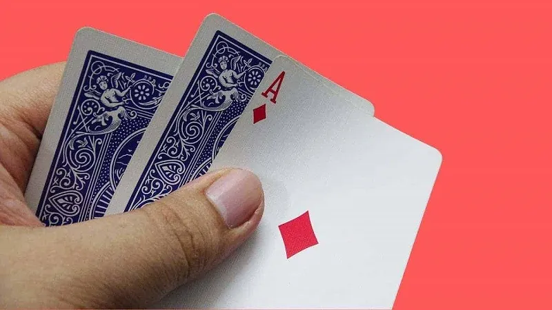chia bài 3 cây điểm cao 2